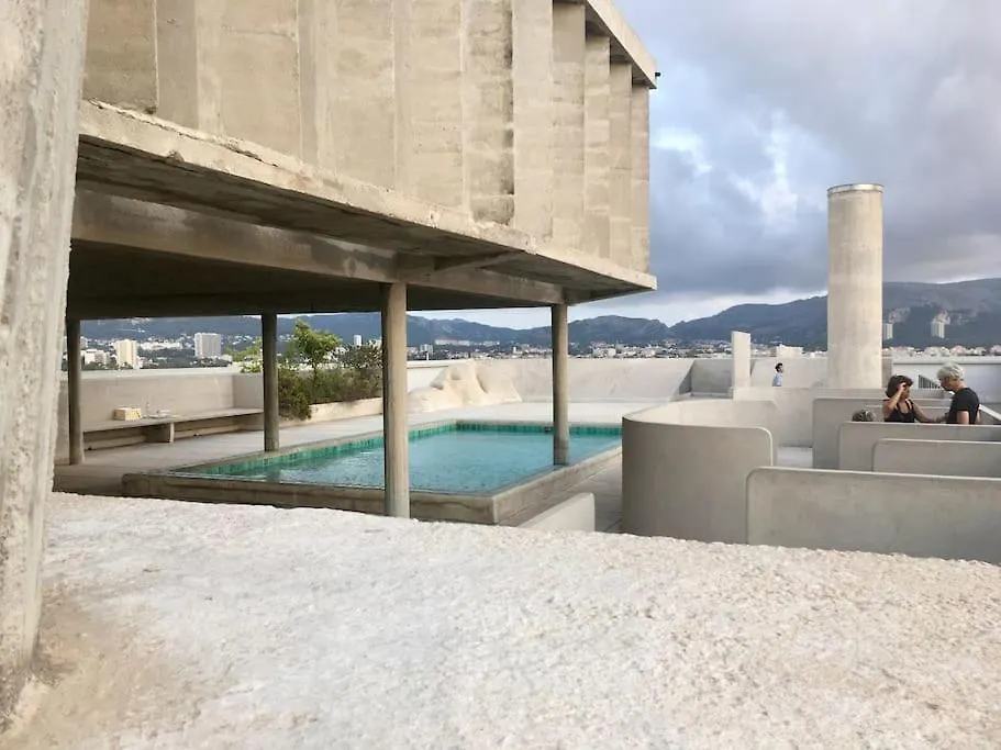 Duplex Au Corbusier - Cite Radieuse Daire Marsilya